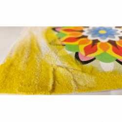 Rinkinys spalvoto smėlio paveikslas mandala