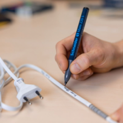 Žymeklių SCHNEIDER MAXX 220 S 4 sp. rinkinys (juod/mėl/žal/raud)